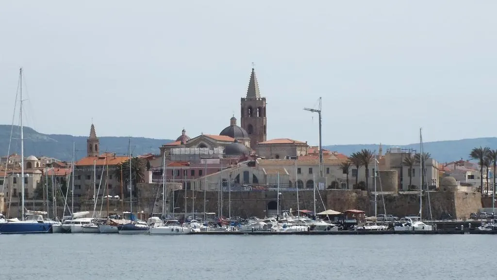La Manta Guest House Alghero 0*,